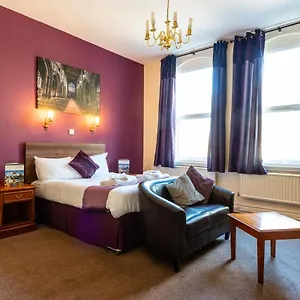 2* Hotel Dene